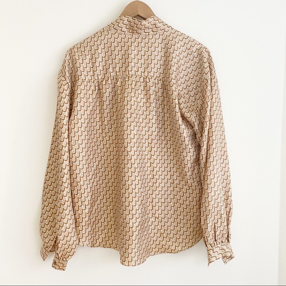 Joie Joslin Bow Tie Silk Blouse Chain Print Oak Tan XL NWT - Picture 10 of 13